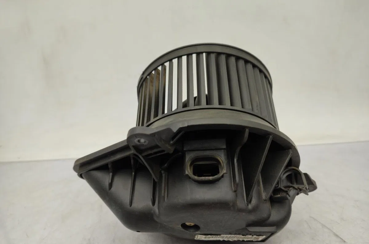Moteur ventilateur chauffage PEUGEOT 406 PHASE 2 BREAK occasion