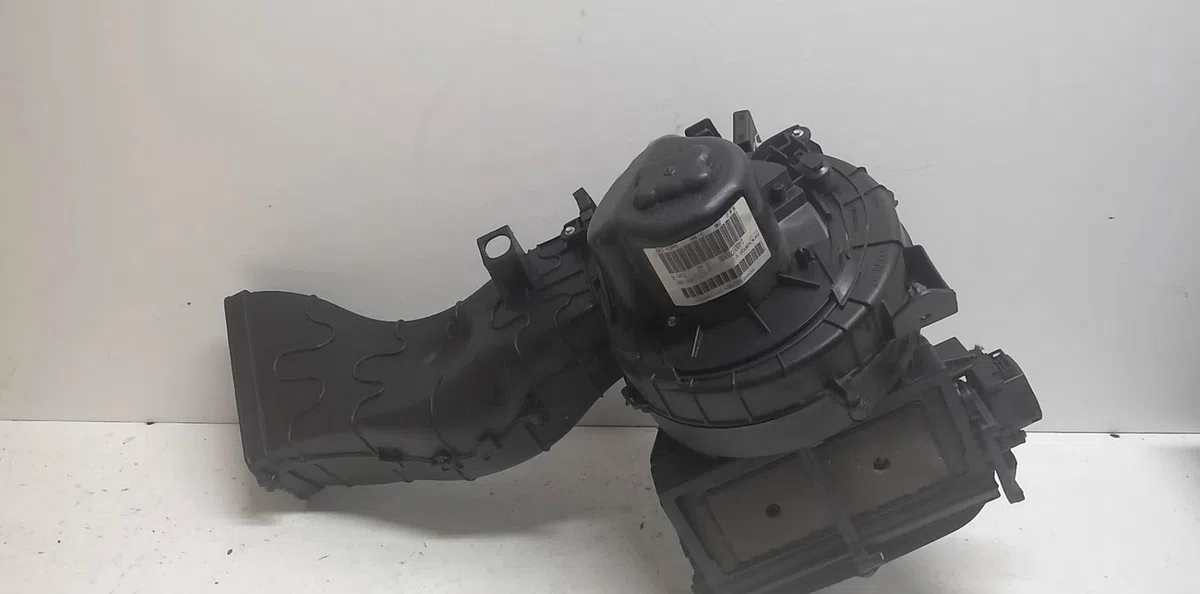 Moteur ventilateur chauffage Peugeot 807 (EB_) 2.0 hdi (2009) 5 portes occasion