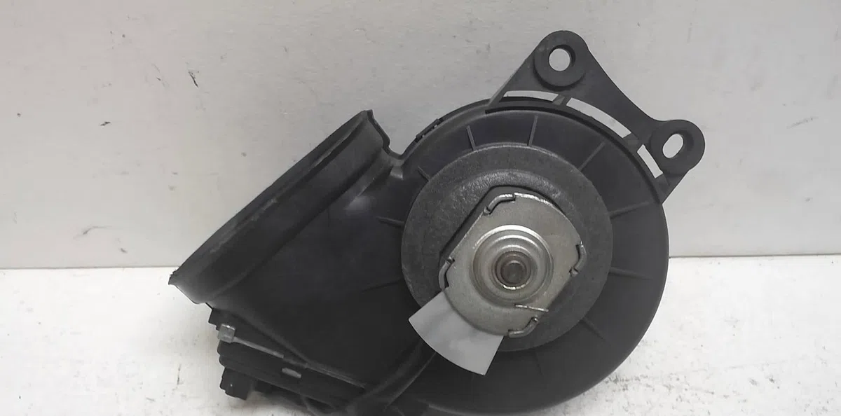Moteur ventilateur chauffage Peugeot 807 (EB_) 2.0 hdi (2009) 5 portes occasion