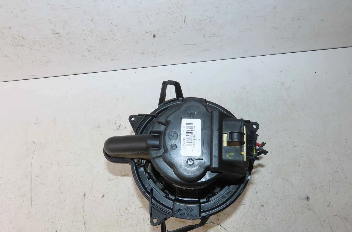 Moteur ventilateur chauffage RENAULT CAPTUR I occasion