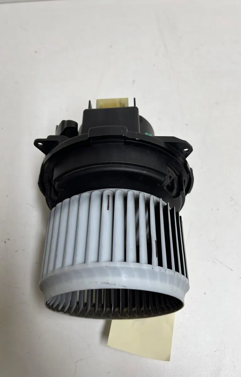 Moteur ventilateur chauffage Renault CAPTUR II (HF_) Tce 100 (hfmt) (2020) occasion