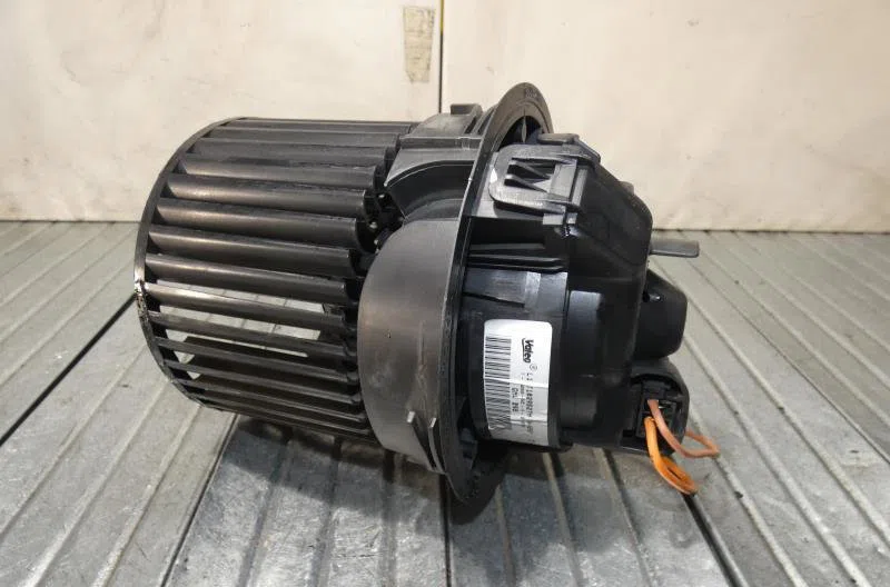 Moteur ventilateur chauffage RENAULT CLIO 4 PHASE 1 occasion