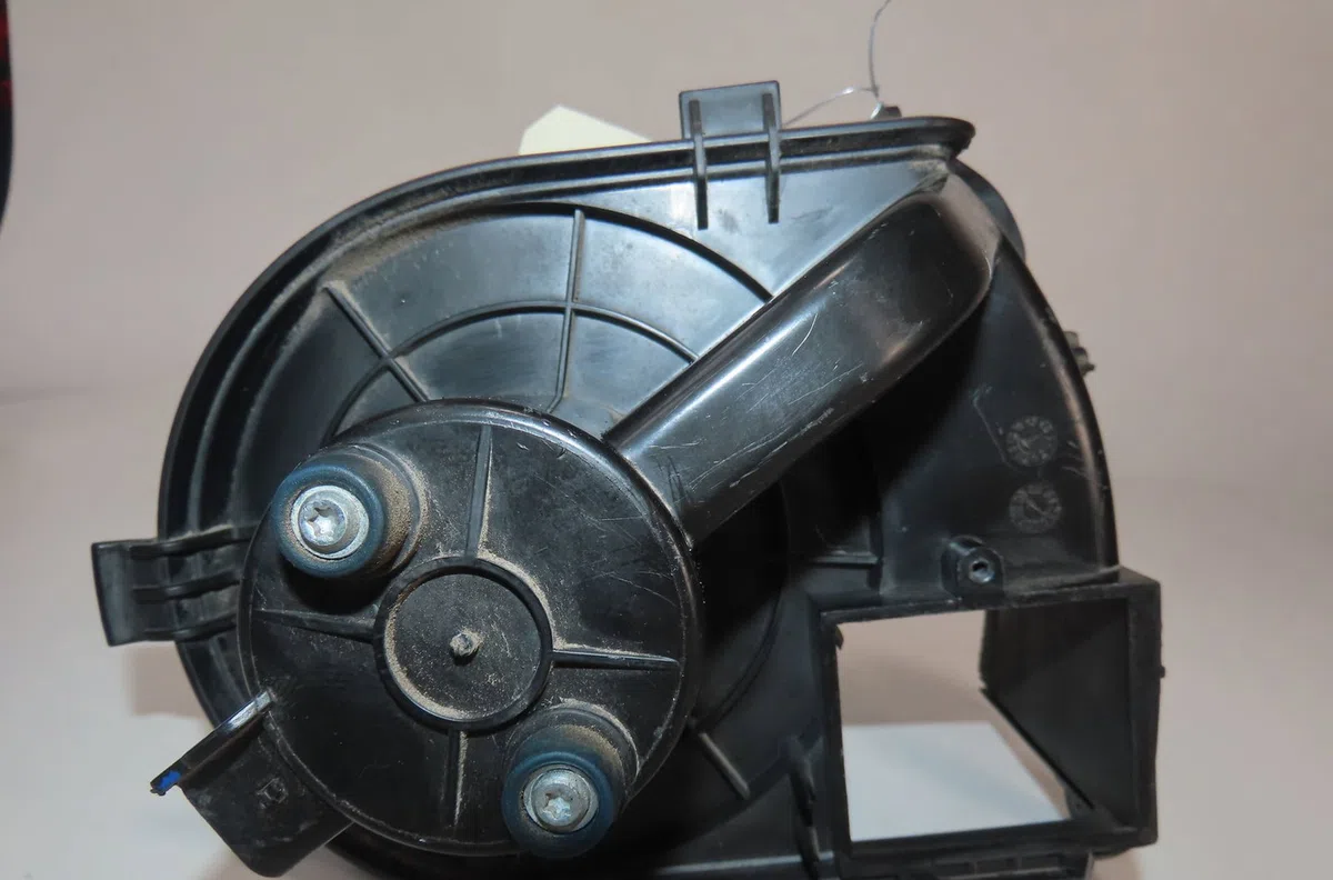 Moteur ventilateur chauffage Renault CLIO II (BB_, CB_) 1.5 dci (b-cb3m) (2005-2010) 3 portes occasion