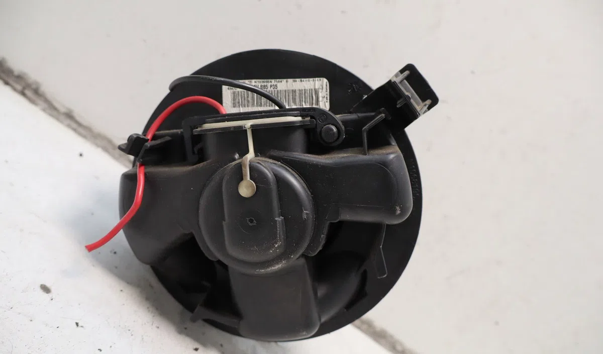 Moteur ventilateur chauffage Renault CLIO III (BR0-1, CR0-1) 1.2 16v (br0p, cr0p) (2007-2014) occasion