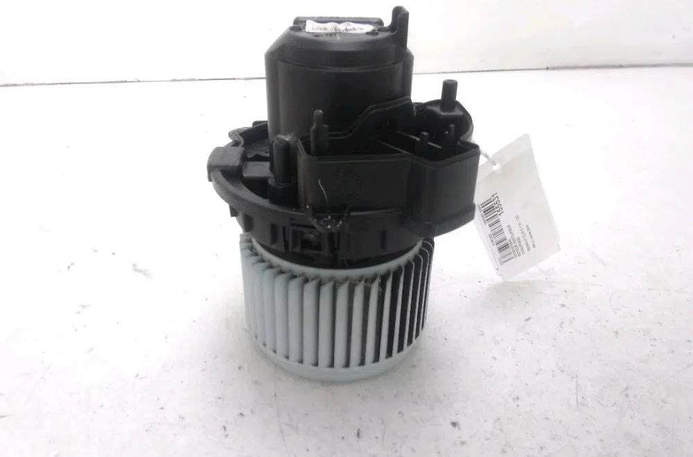 Moteur ventilateur chauffage Renault CLIO V (B7_) 1.0 tce 100 (b7mt) (2019) occasion