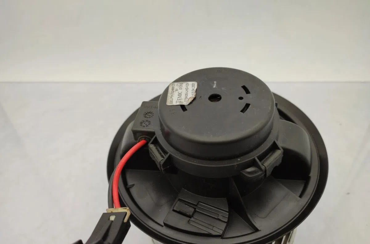 Moteur ventilateur chauffage RENAULT LAGUNA 2 PHASE 1 BREAK occasion