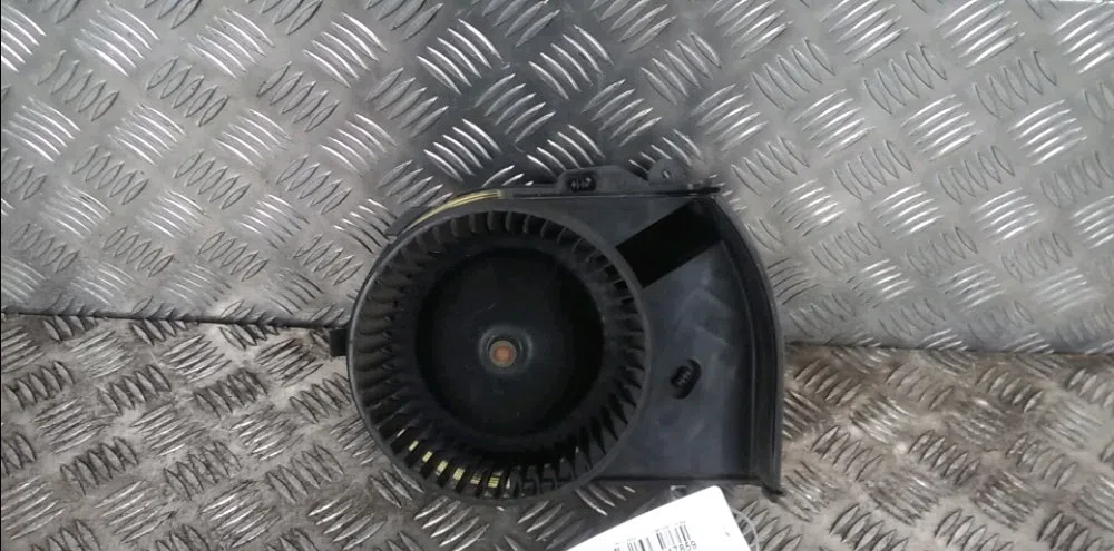 Moteur ventilateur chauffage Renault MASTER III Camionnette (FV) 2.3 dci 125 fwd (fv0c, fv0d, fv0g, fv0h, fv0j, fv0k) (2
