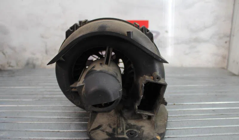 Moteur ventilateur chauffage RENAULT R19 PHASE 1 occasion