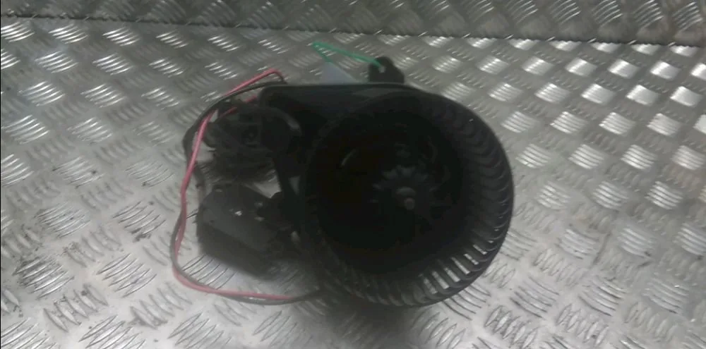 Moteur ventilateur chauffage Renault TRAFIC II Camionnette (FL) 2.5 dci 145 (fl0j) (2006) occasion