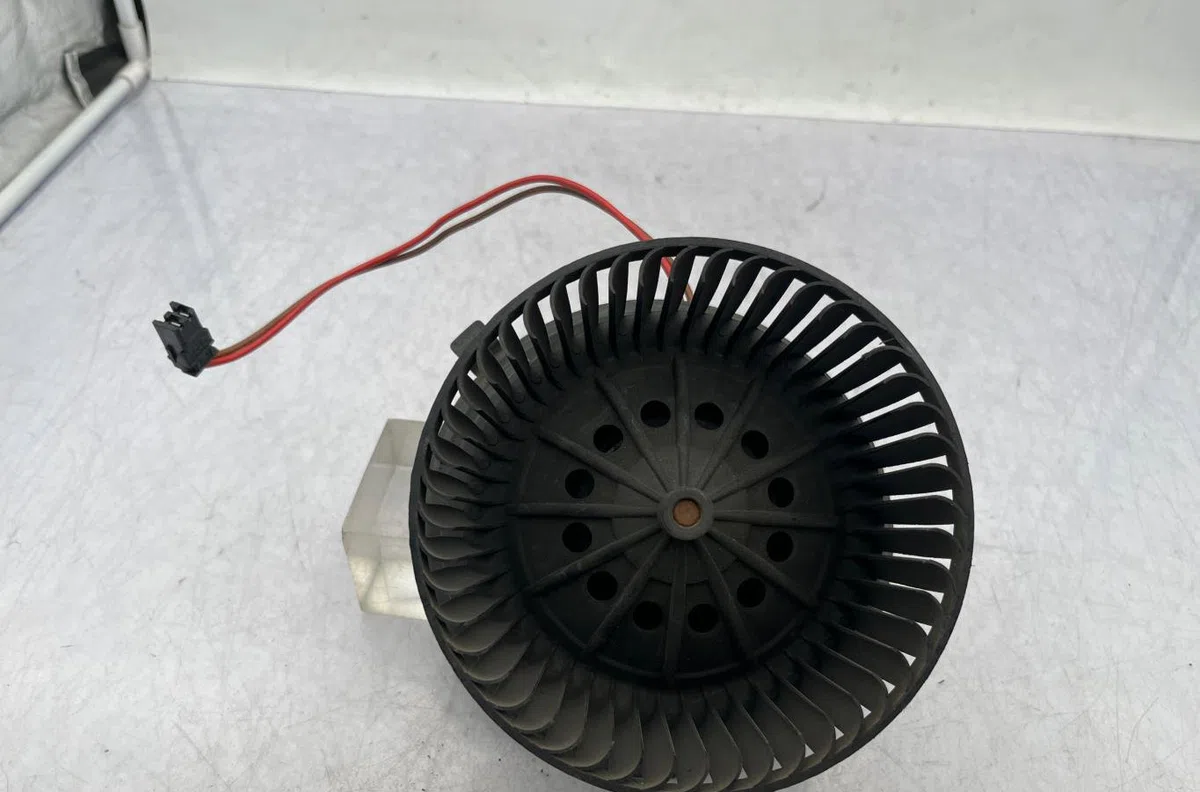 Moteur ventilateur chauffage RENAULT TWINGO 1 PHASE 3 occasion