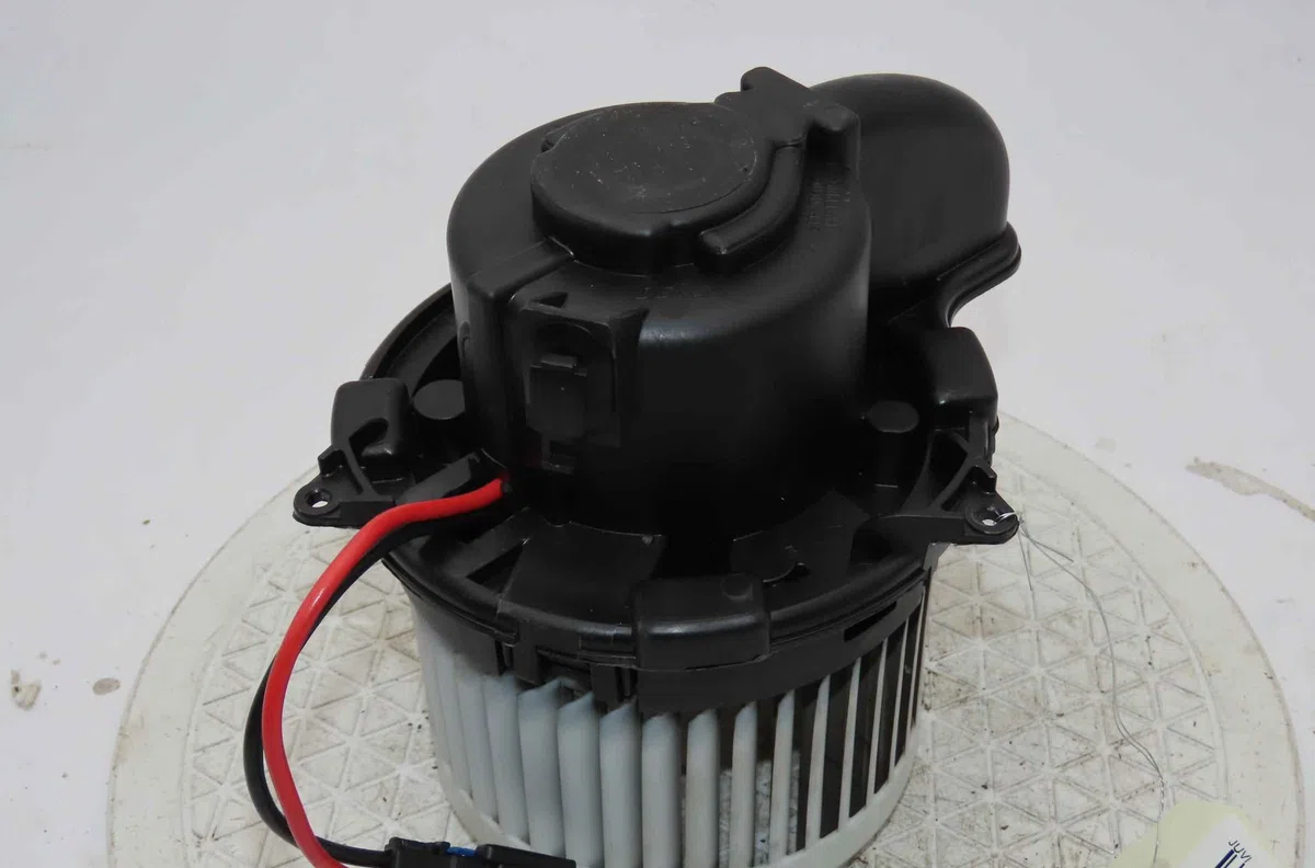 Moteur ventilateur chauffage RENAULT ZOE occasion