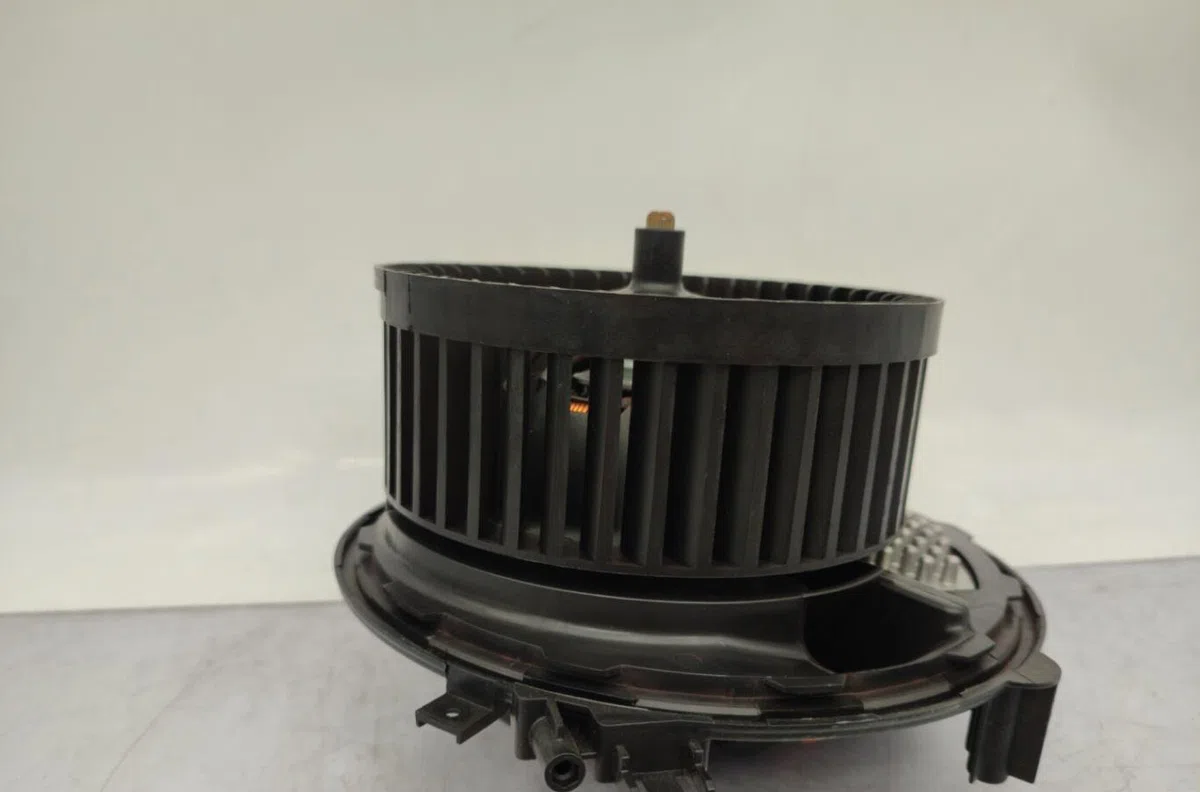 Moteur ventilateur chauffage SEAT LEON 3 PHASE 2 occasion