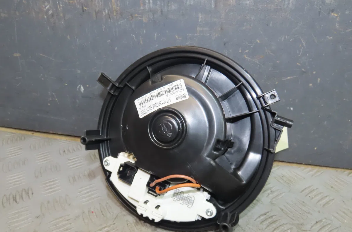 Moteur ventilateur chauffage Seat LEON (5F1) 1.2 tsi (2012-2018) occasion