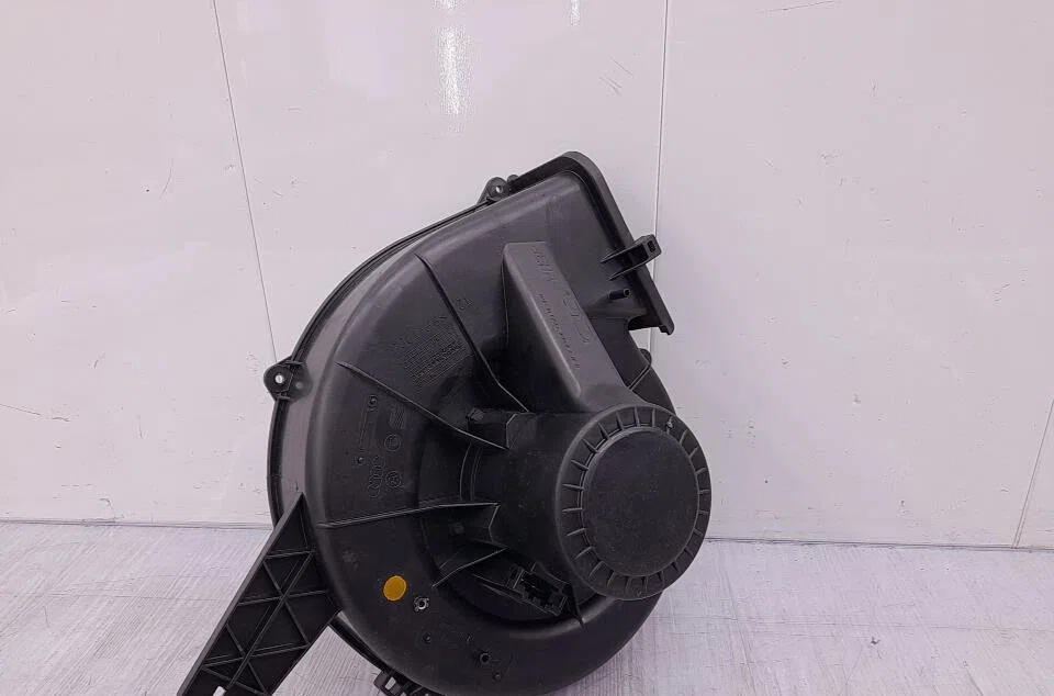 Moteur ventilateur chauffage SKODA FABIA 1 PHASE 1 occasion