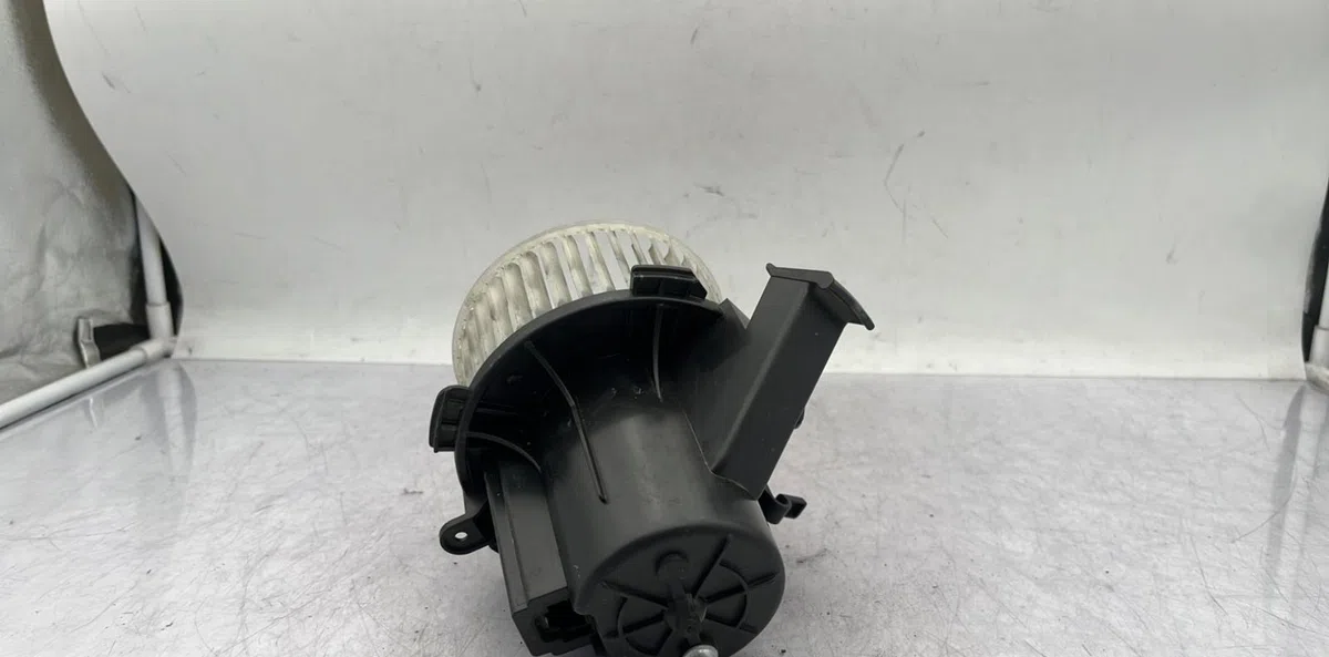 Moteur ventilateur chauffage SMART FORTWO 2 COUPE occasion