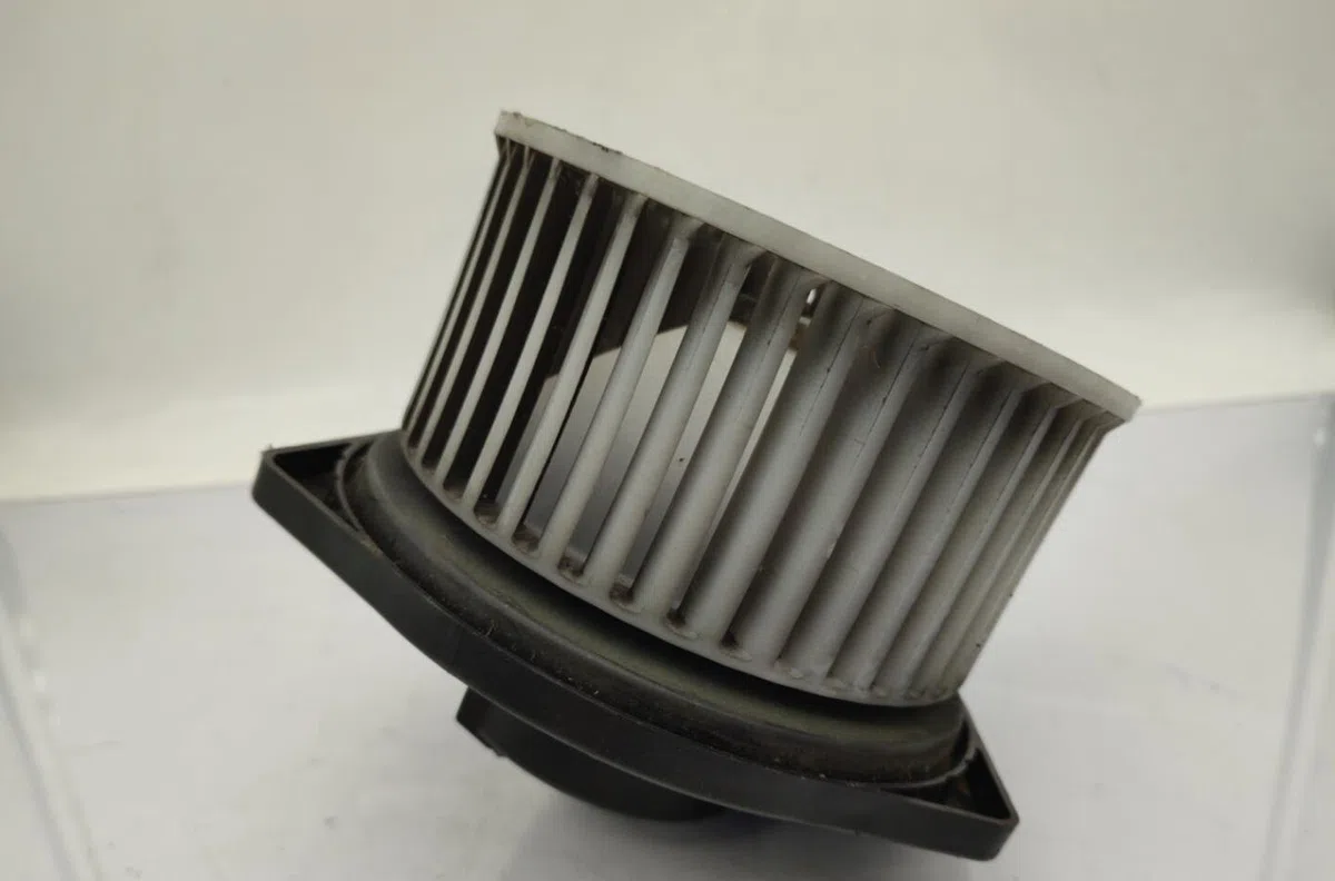 Moteur ventilateur chauffage SUBARU FORESTER 1 occasion
