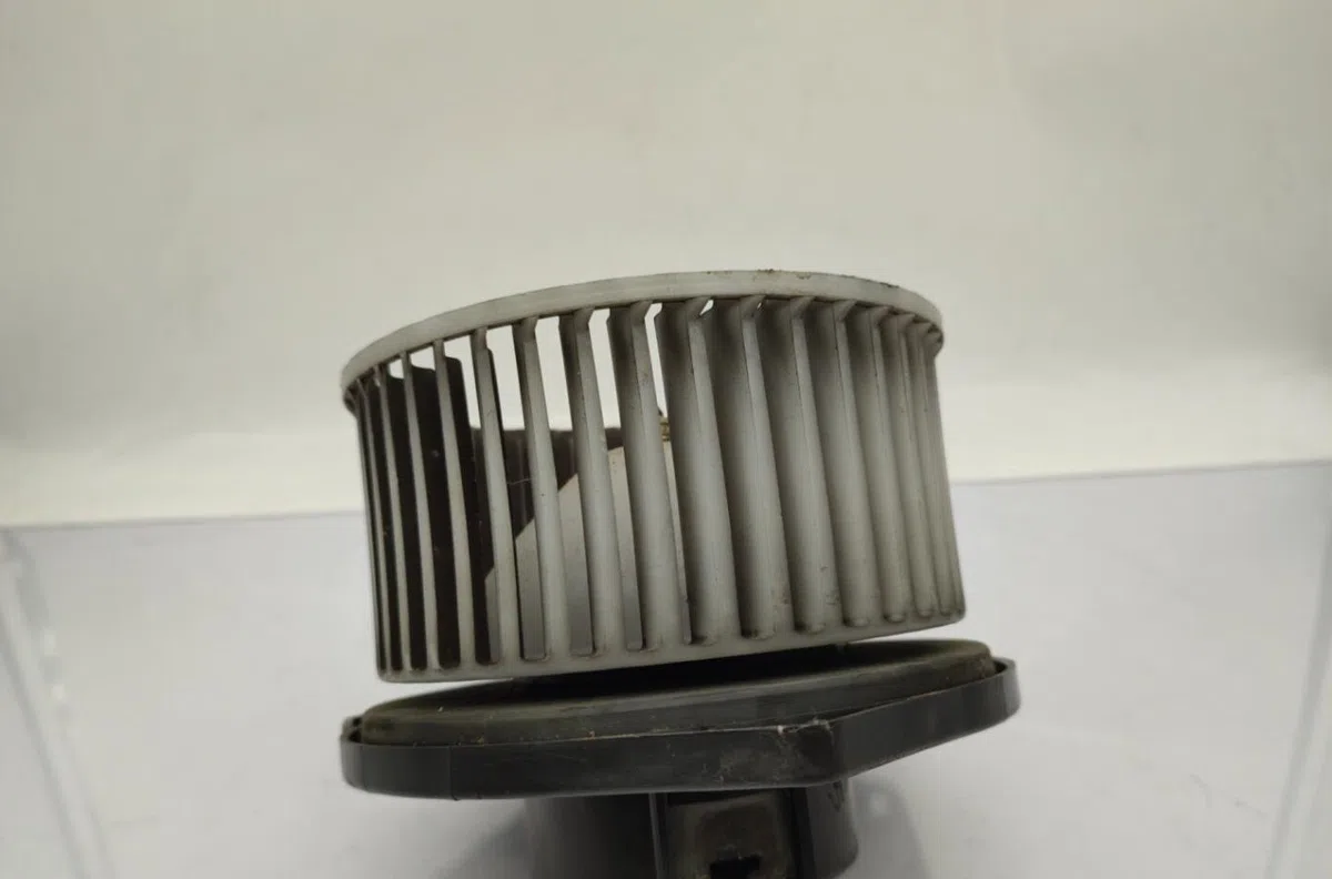 Moteur ventilateur chauffage SUBARU FORESTER 1 occasion