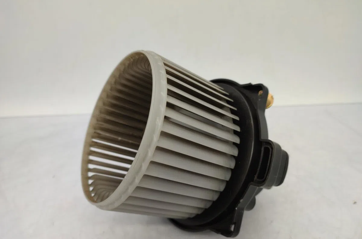 Moteur ventilateur chauffage SUZUKI ALTO 2 occasion