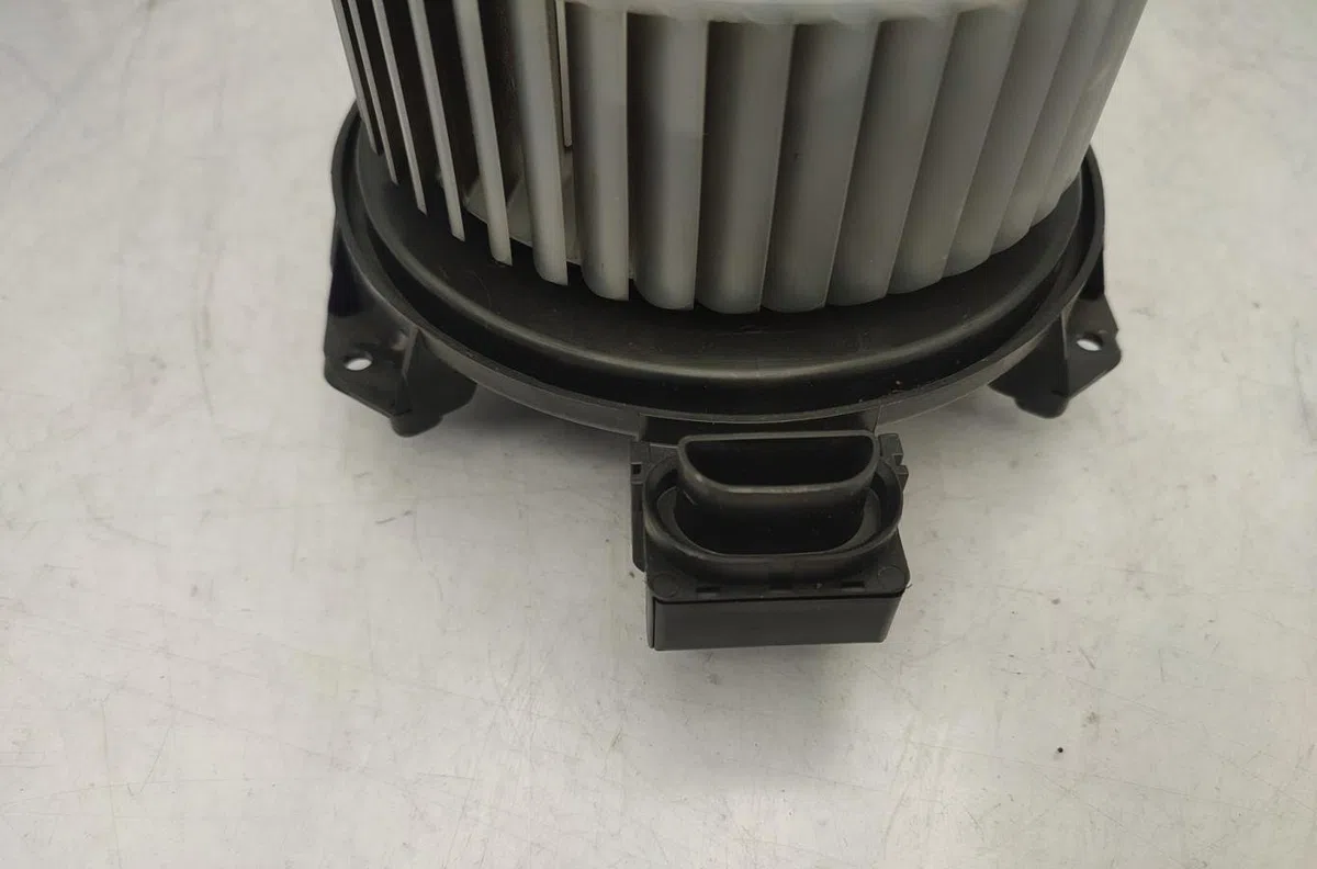 Moteur ventilateur chauffage SUZUKI SWIFT 4 occasion