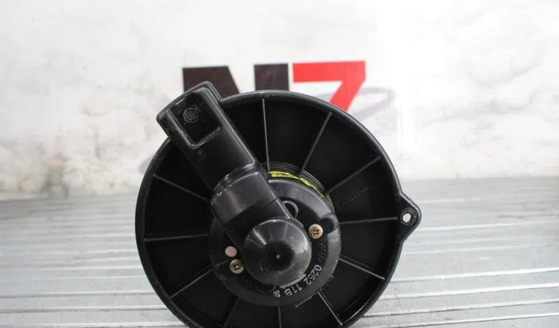 Moteur ventilateur chauffage TOYOTA AVENSIS 1 PHASE 2 occasion