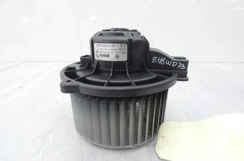 Moteur ventilateur chauffage TOYOTA COROLLA VERSO 2 PHASE 1 occasion