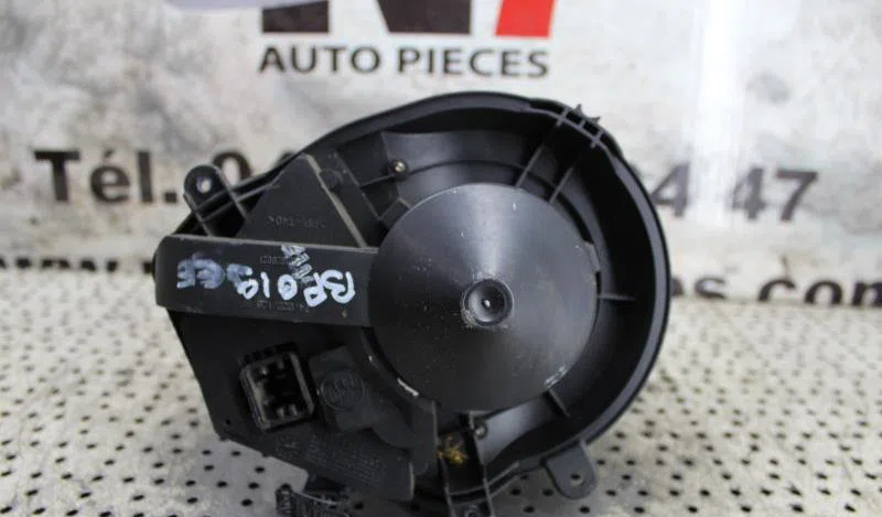 Moteur ventilateur chauffage VOLKSWAGEN PASSAT 4 PHASE 1 BREAK occasion