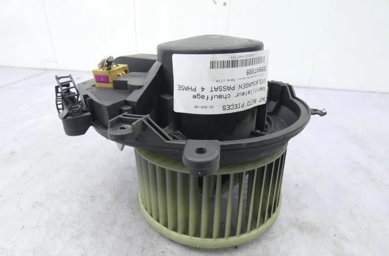 Moteur ventilateur chauffage VOLKSWAGEN PASSAT 4 PHASE 2 BREAK occasion