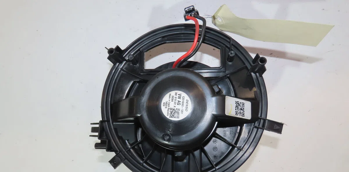 Moteur ventilateur chauffage Volkswagen PASSAT B8 Variant (3G5, CB5) 2.0 tdi (2014) occasion