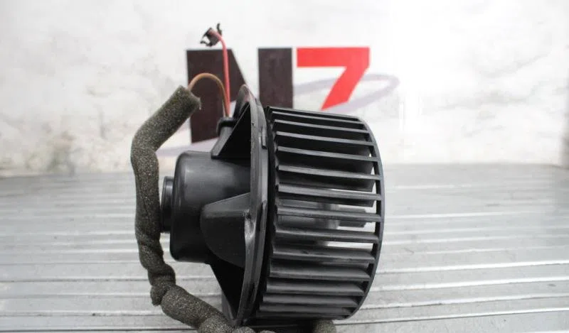 Moteur ventilateur chauffage VOLKSWAGEN POLO 3 PHASE 1 occasion