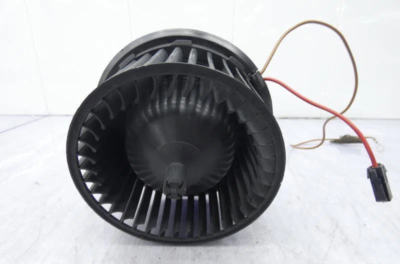 Moteur ventilateur chauffage VOLKSWAGEN POLO 3 PHASE 1 occasion
