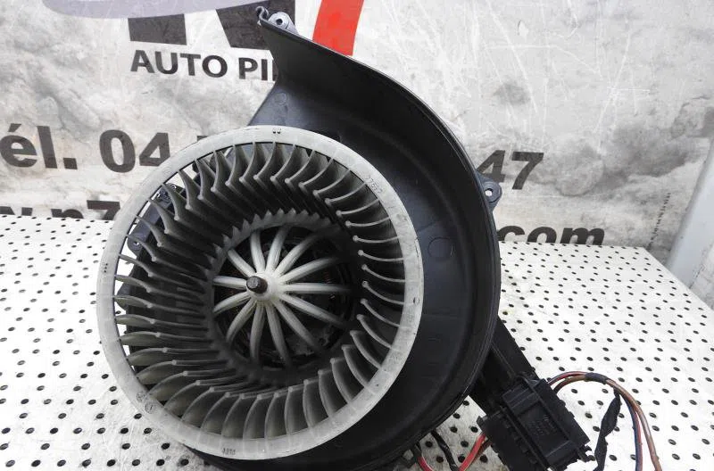 Moteur ventilateur chauffage VOLKSWAGEN POLO 4 PHASE 1 occasion