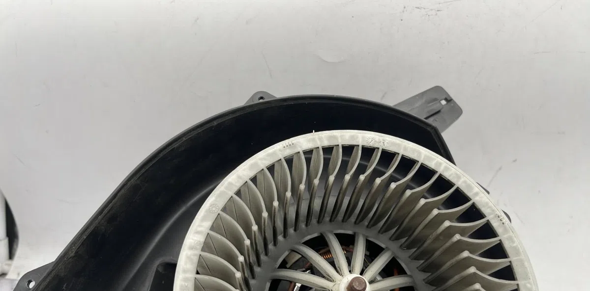 Moteur ventilateur chauffage VOLKSWAGEN POLO 5 PHASE 2 occasion