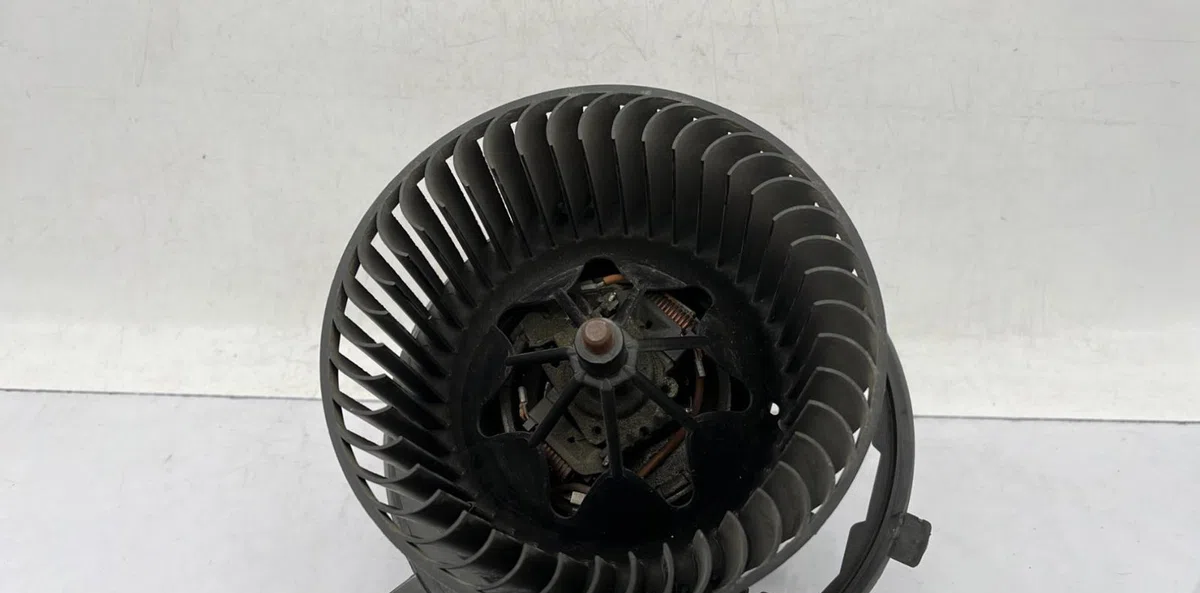 Moteur ventilateur chauffage VOLKSWAGEN SCIROCCO 3 PHASE 1 COUPE occasion