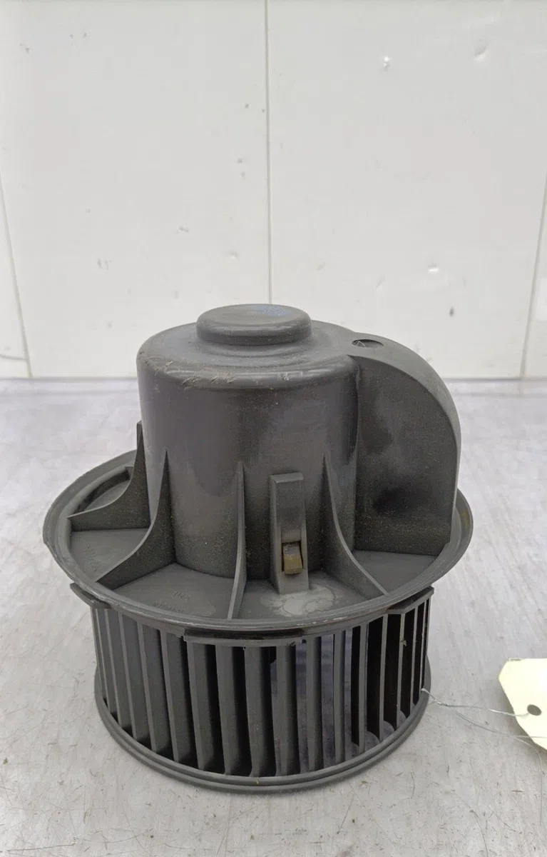 Moteur ventilateur chauffage VOLKSWAGEN SHARAN 1 PHASE 3 occasion
