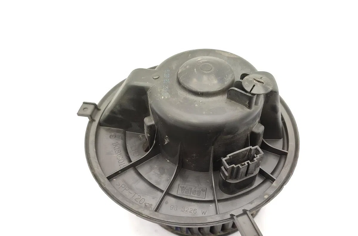 Moteur ventilateur chauffage VOLKSWAGEN TOURAN 1 PHASE 1 occasion
