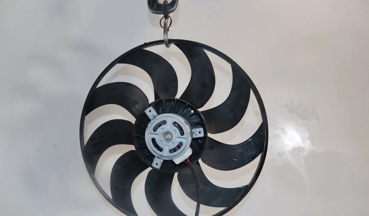 Moteur ventilateur radiateur Bmw 1 (F20) 114 d (2012-2015) occasion