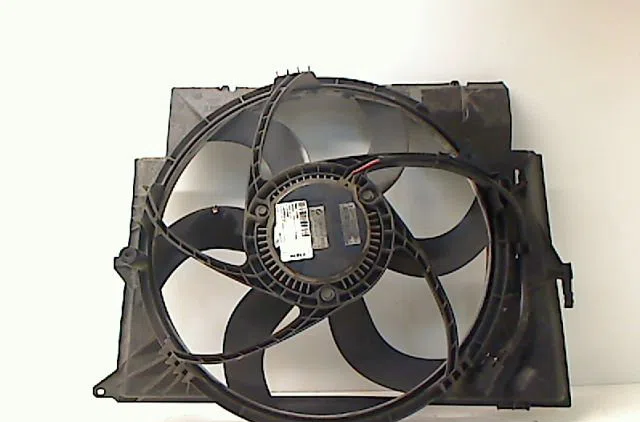 Moteur ventilateur radiateur BMW SERIE 1 2005 occasion