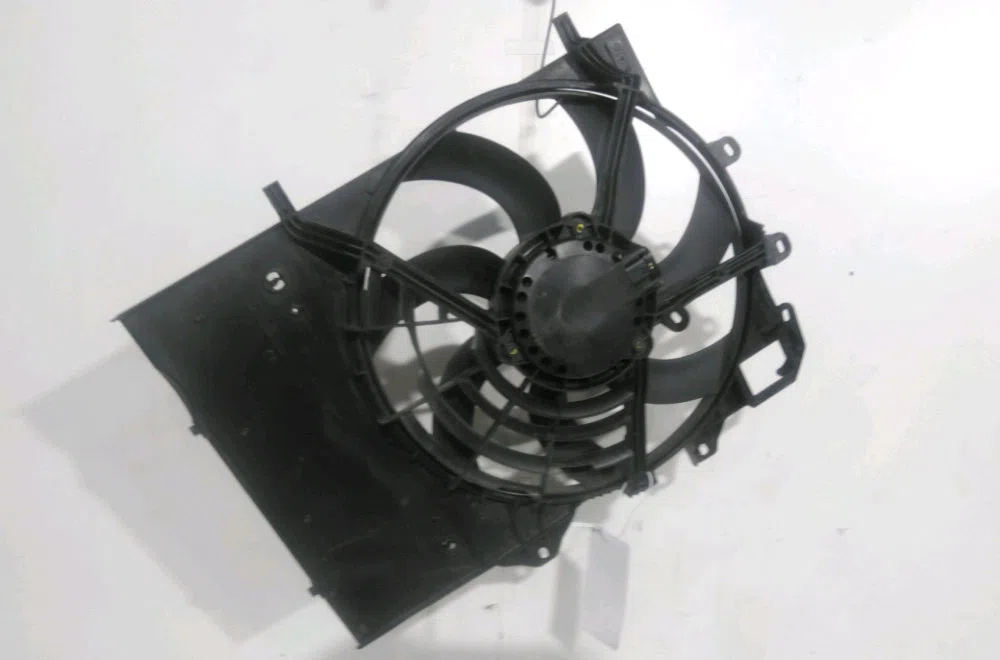 Moteur ventilateur radiateur Citroen C3 III (SX) 1.5 bluehdi 100 (sxyhyp, sxyhtu) (2018) occasion
