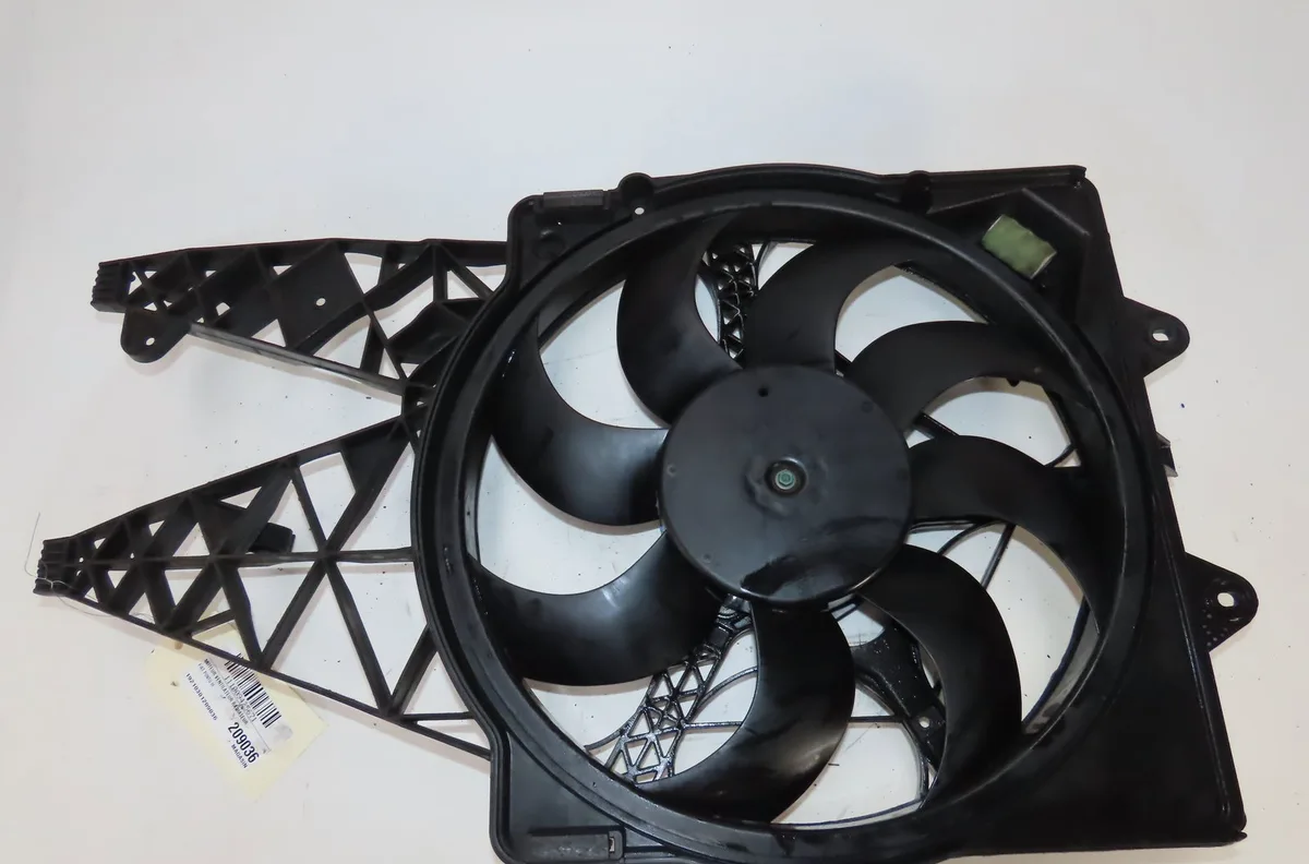 Moteur ventilateur radiateur Fiat PUNTO (199_) 1.3 d multijet (2012) occasion