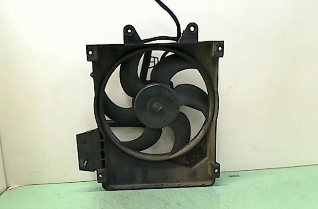 Moteur ventilateur radiateur FIAT PUNTO 1995 occasion