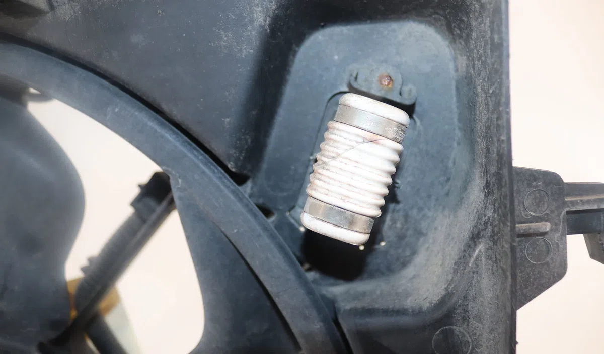 Moteur ventilateur radiateur Hyundai I20 I (PB, PBT) 1.1 crdi (2012-2015) occasion