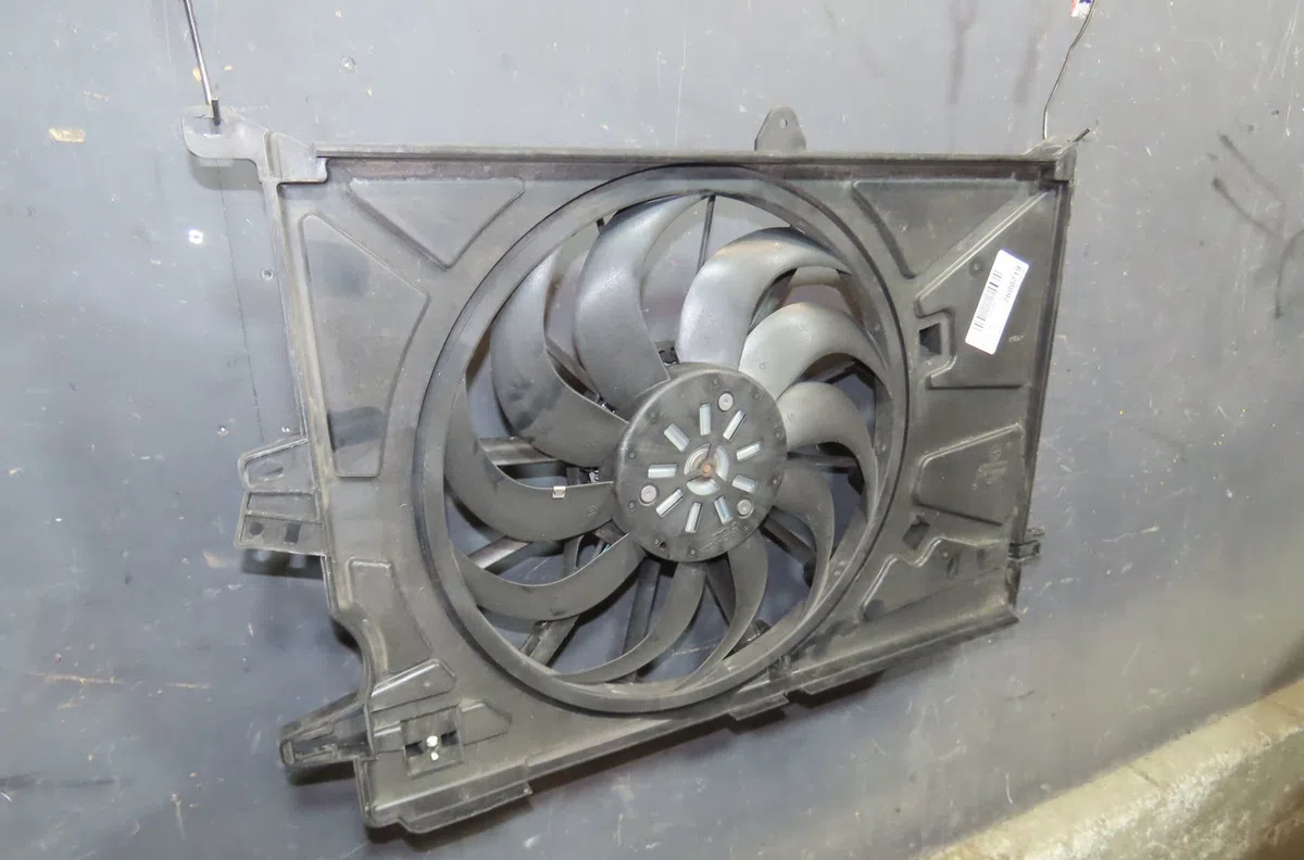 Moteur ventilateur radiateur Jeep RENEGADE SUV (BU, B1, BV) 1.0 gse t3 (2018) occasion