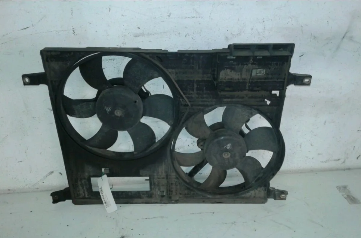 Moteur ventilateur radiateur LAND ROVER FREELAND. 2001 occasion