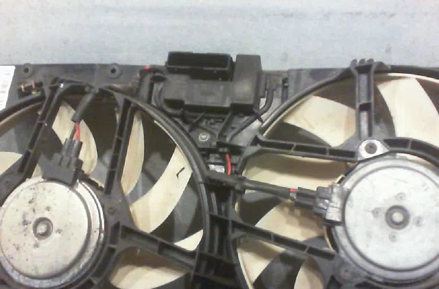 Moteur ventilateur radiateur OPEL SIGNUM Phase 1 06-2003--09-2005 occasion