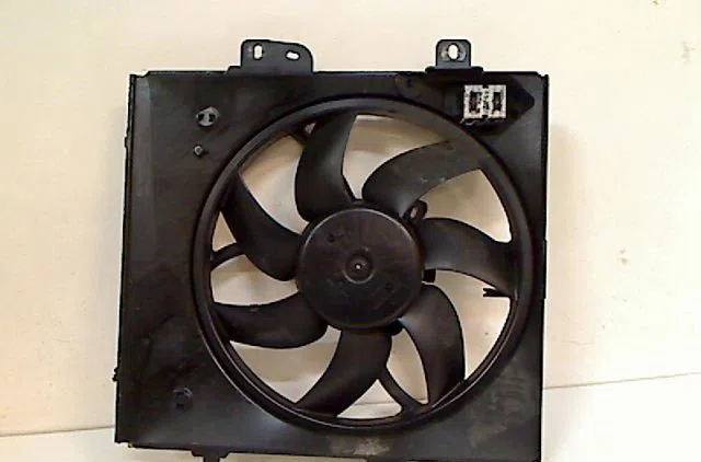 Moteur ventilateur radiateur PEUGEOT 107 occasion