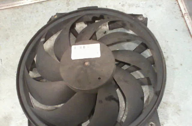 Moteur ventilateur radiateur PEUGEOT PARTNER 2005 occasion