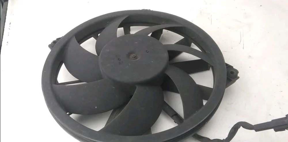 Moteur ventilateur radiateur Peugeot PARTNER Camionnette-Monospace 1.6 hdi (2008) 4 portes occasion