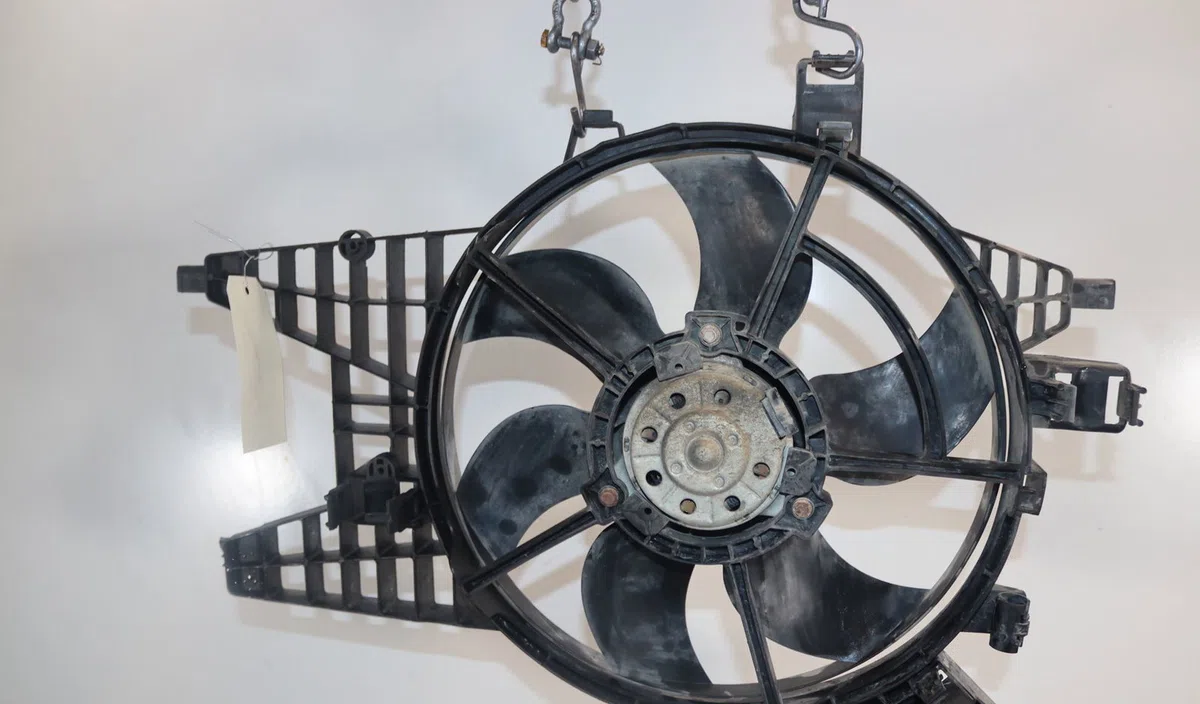 Moteur ventilateur radiateur Renault KANGOO Express (FW0-1_) 1.5 dci 85 (fw0k, fw0l, fw0b) (2008) occasion