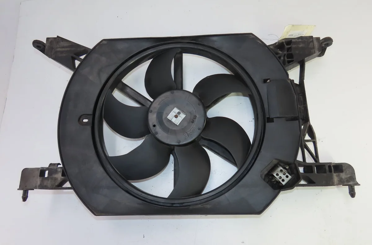 Moteur ventilateur radiateur Renault LAGUNA I (B56_, 556_) 1.9 dti (b56j) (1997-2001) occasion