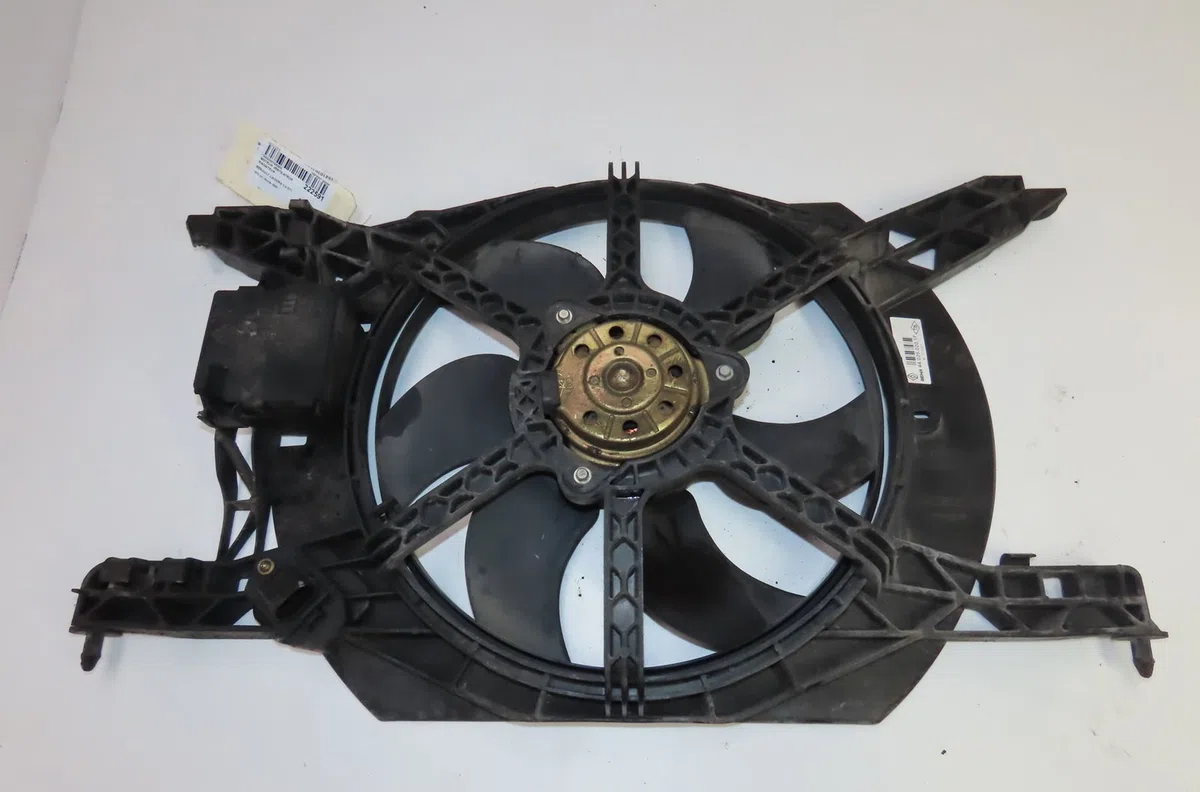 Moteur ventilateur radiateur Renault LAGUNA I (B56_, 556_) 1.9 dti (b56j) (1997-2001) occasion